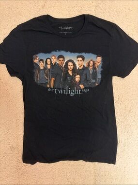 The Twilight Saga Graphic Short-Sleeve Tee - Black